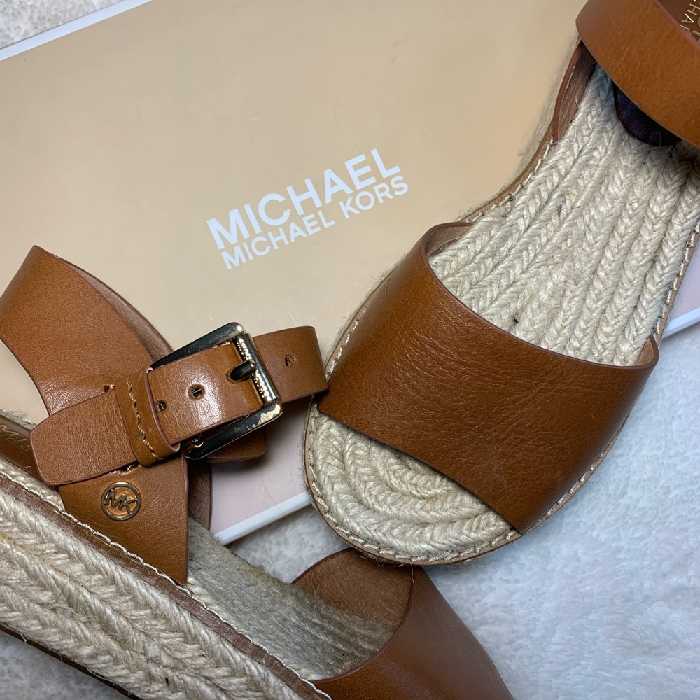 Size 7 Michael Kors Sandals